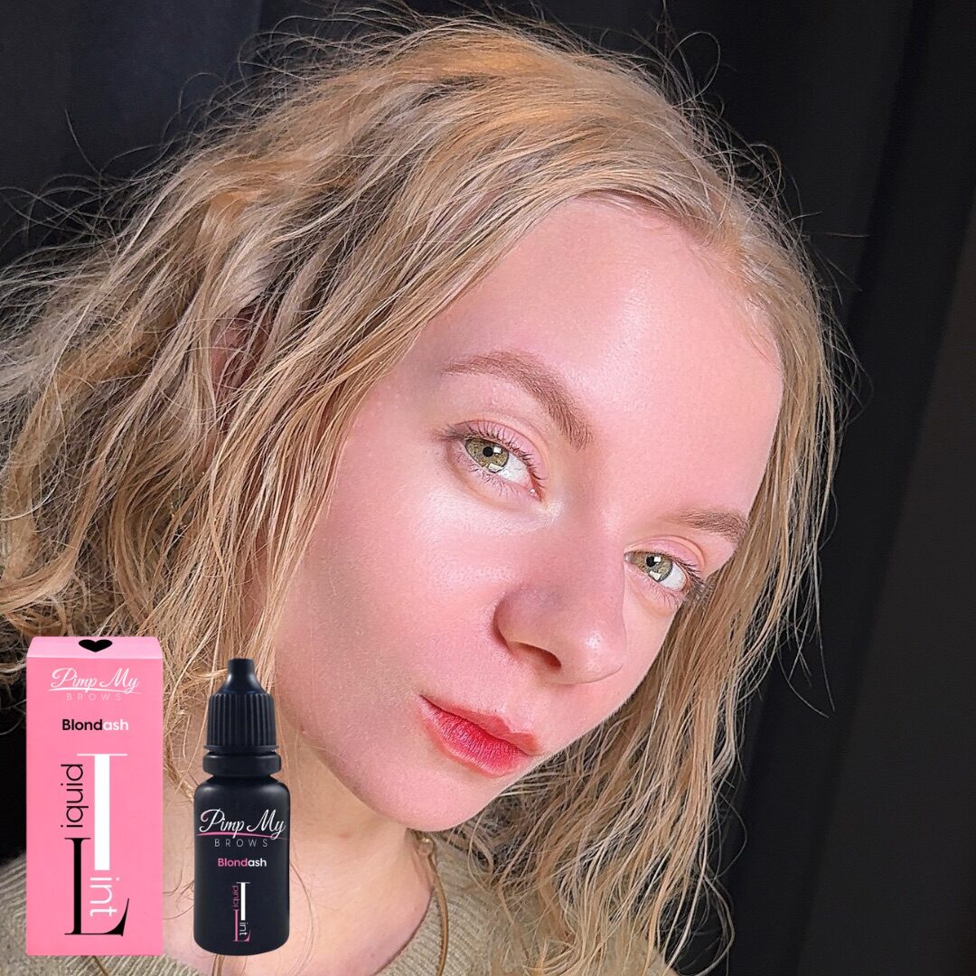 Stylizacja brwi płynną farbą Liquid Tint Pimp My Brows + depilacja woskiem Flexi Wax Pimp My Brows