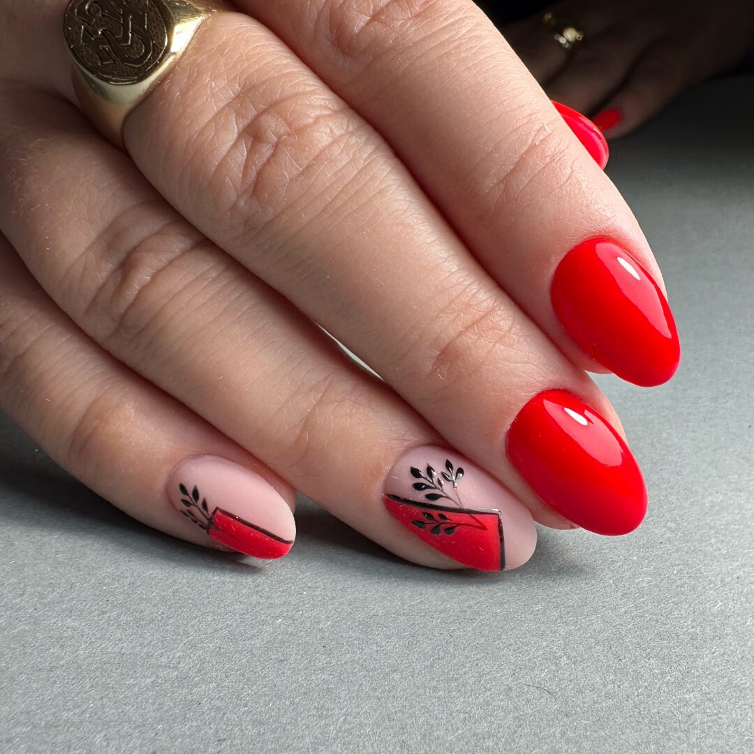 Manicure hybrydowy