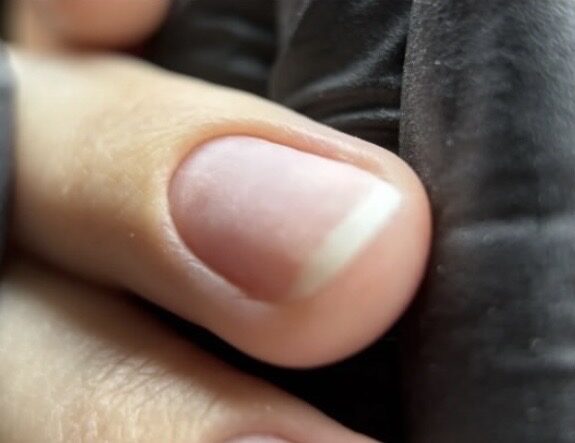 Manicure pielęgnacyjny
