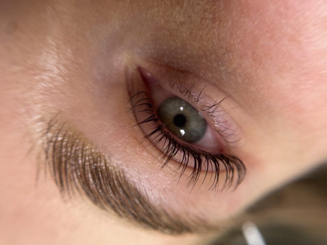 Lash lamination + outer corners 1:1