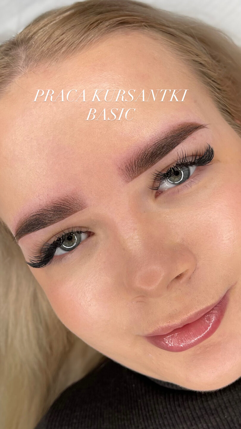 Basic Powder ombre brows