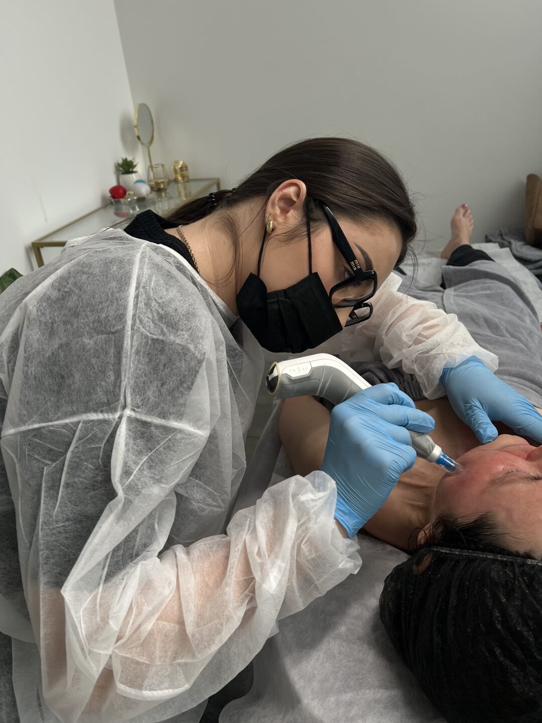 Mezoterapia mikroigłowa - Dermapen