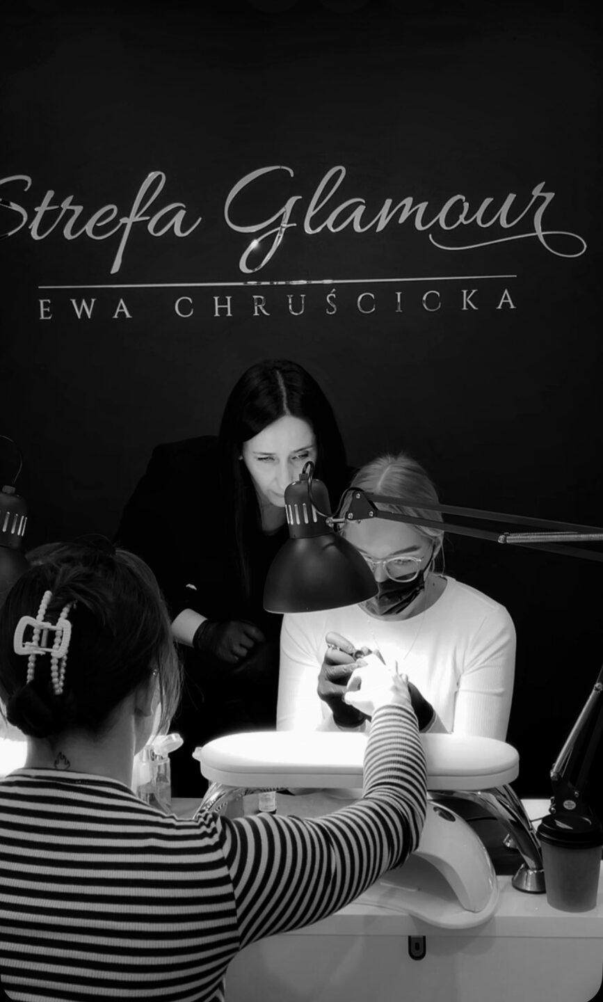 Start Manicure