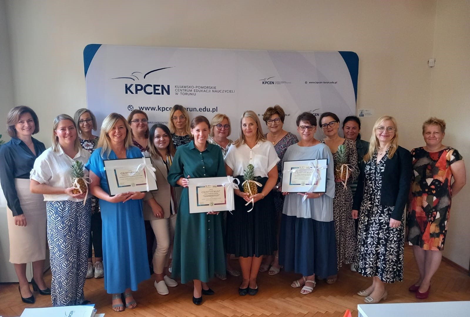 Wojewódzkie certyfikaty dla placówek uczestniczących w programie Szkoła i Przedszkole Promujące Zdrowie