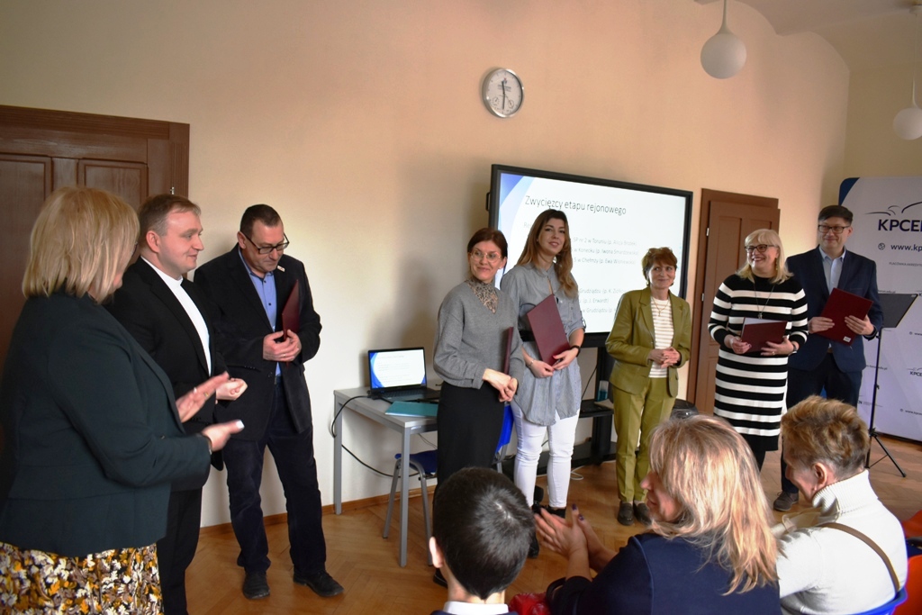 Rejonowy etap konkursu o Wielkich Polakach podsumowany