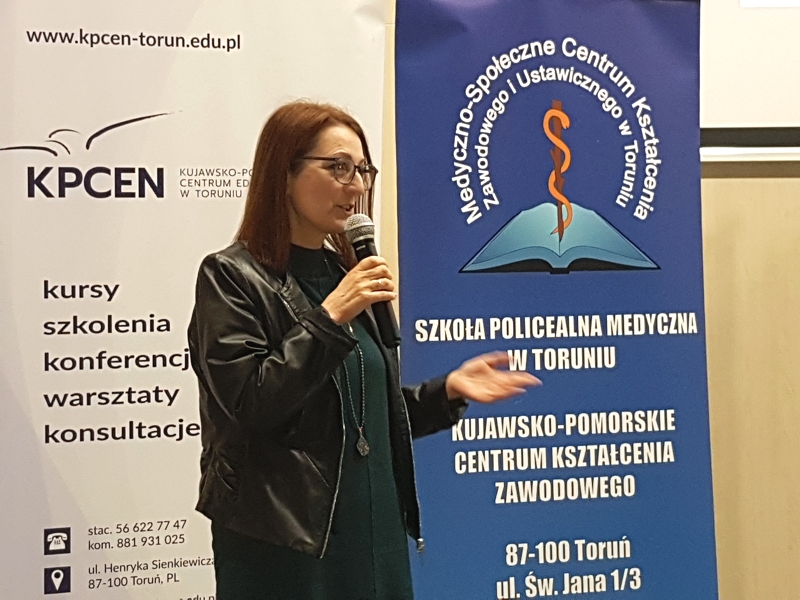 5de015e406ce920191113_103451
