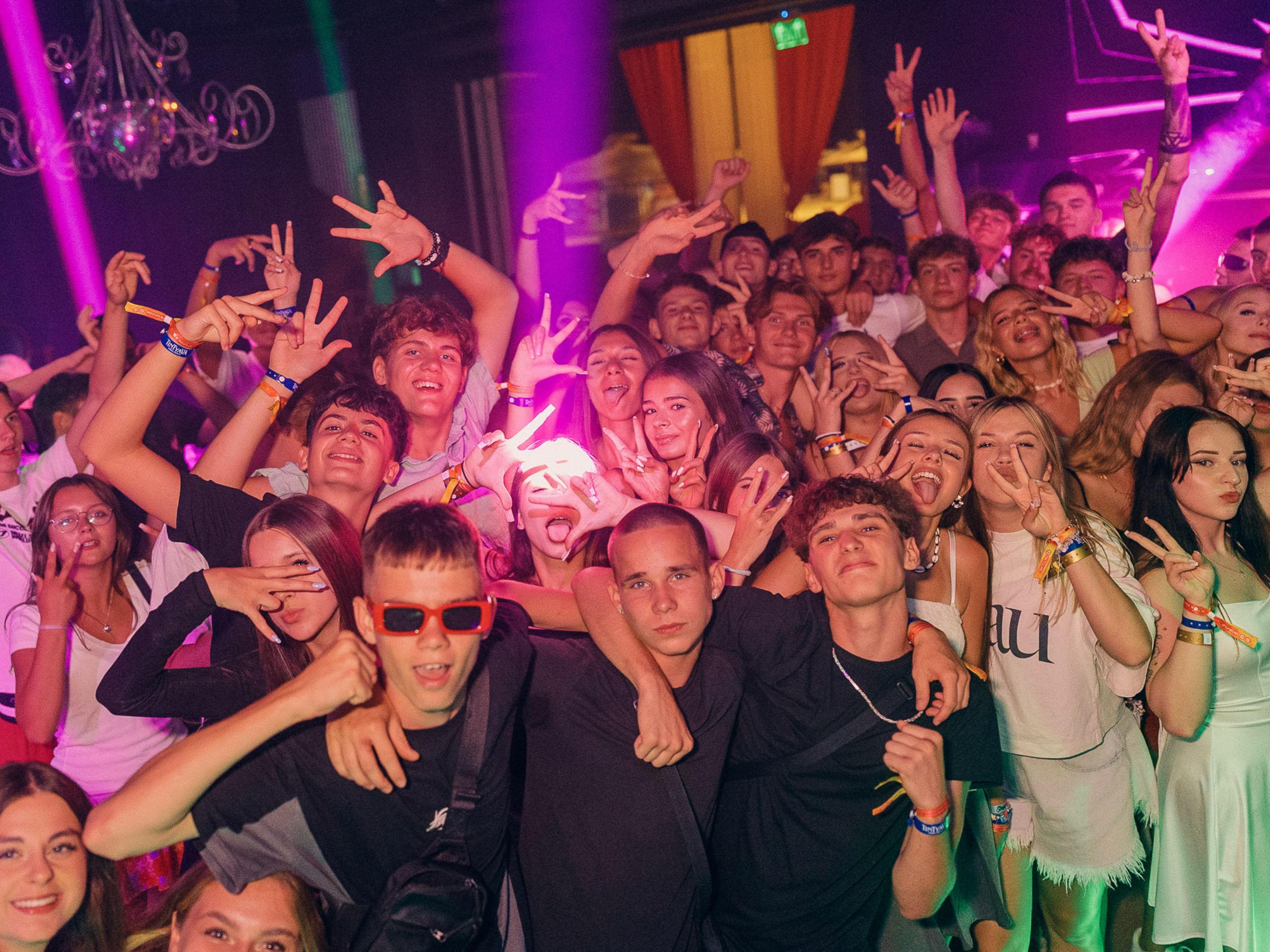 Tintyava hotel 3* samolotem z Warszawy 15-19 lat